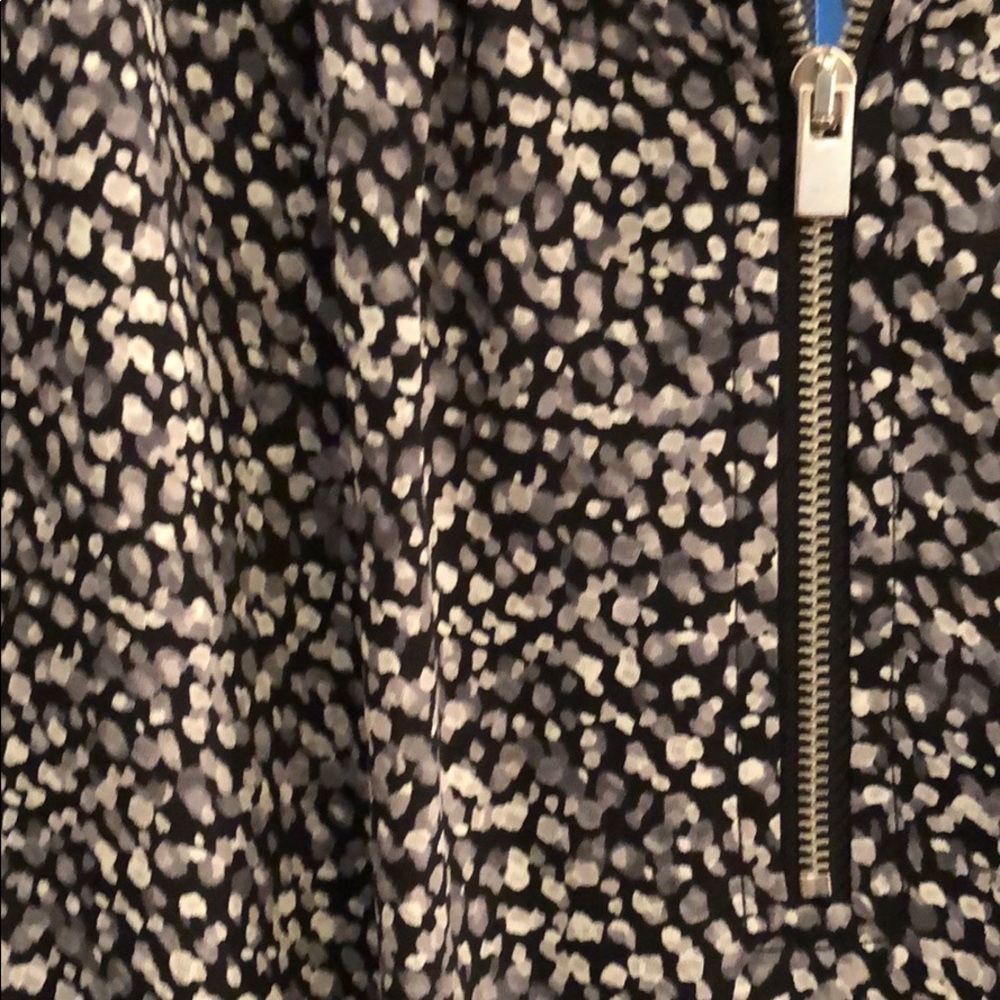Patterned Tank Top - Picture 2 of 3